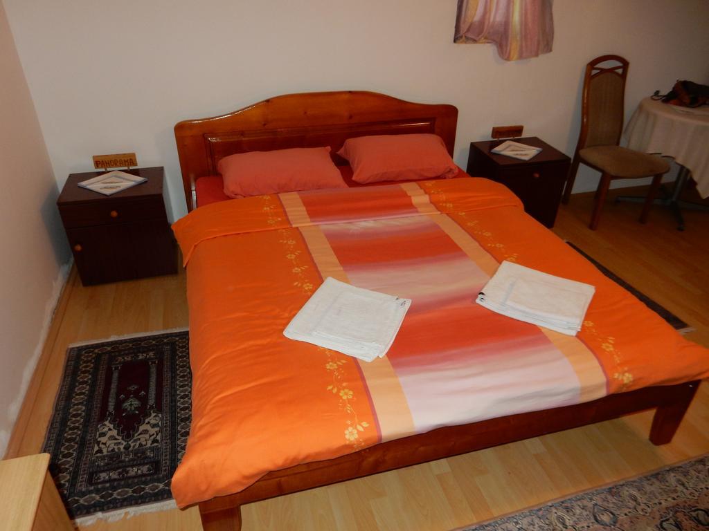 Bed and Breakfast Panorama Lomnica Despotovac Exterior foto