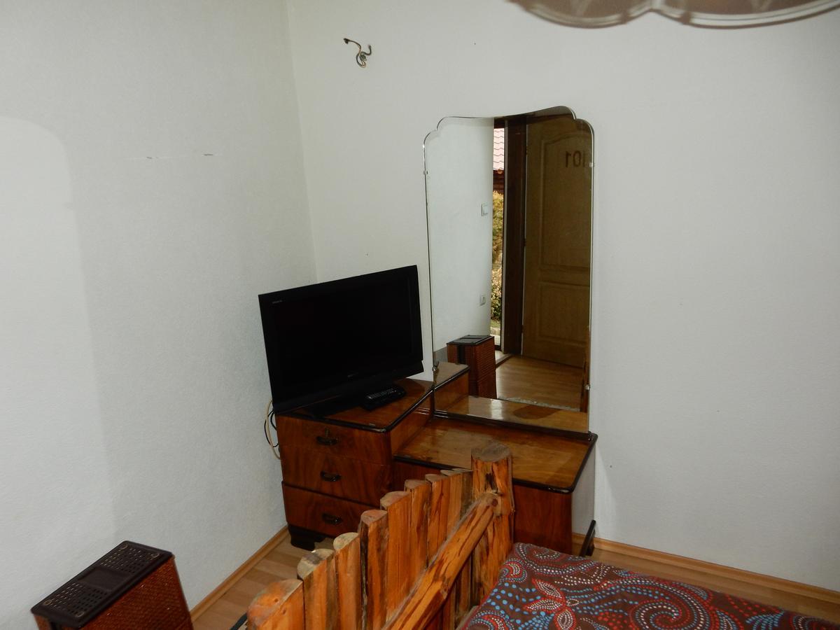Bed and Breakfast Panorama Lomnica Despotovac Exterior foto